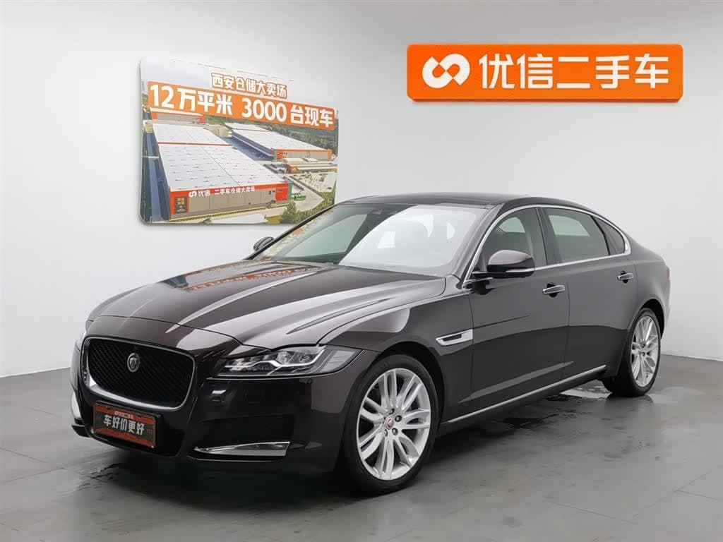 2019 Jaguar XFL