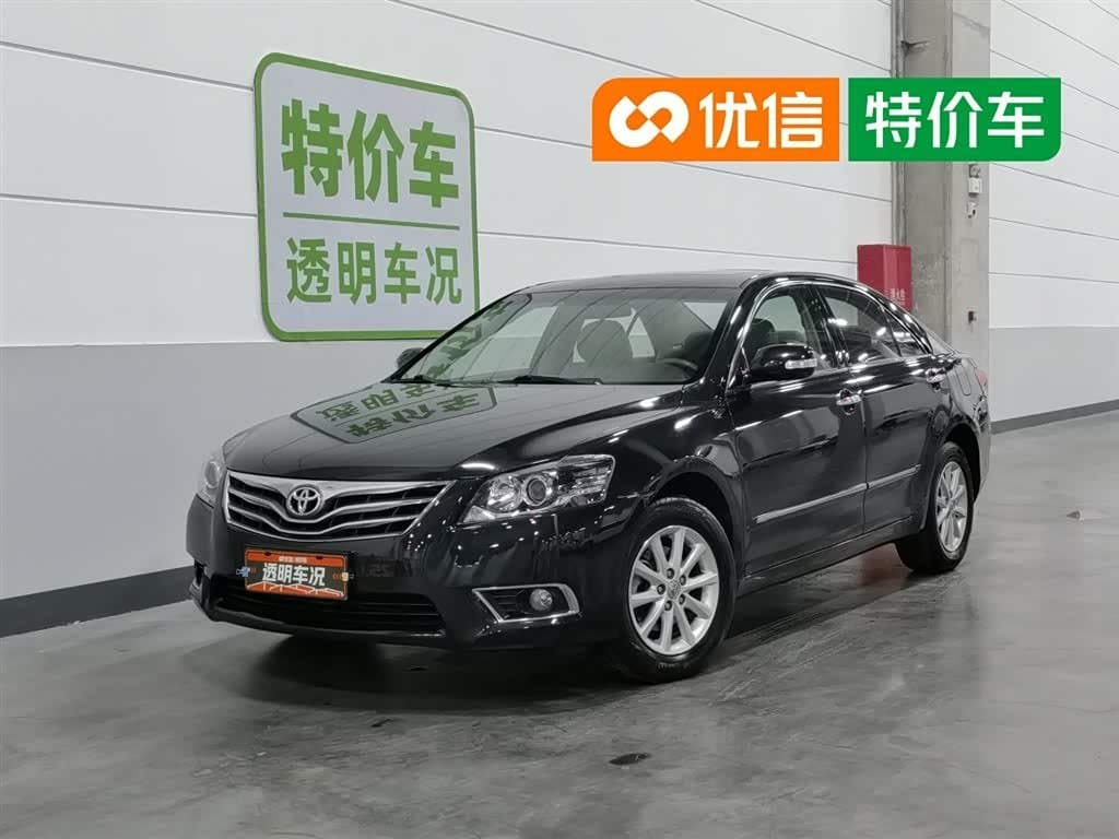 2013 Toyota Camry Black, 127,700 km, China export – photo 1