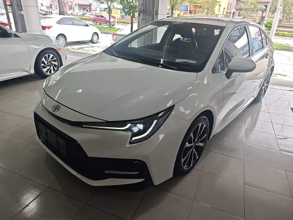 2021 Toyota Levin White, 49,800 km, China export – photo 1