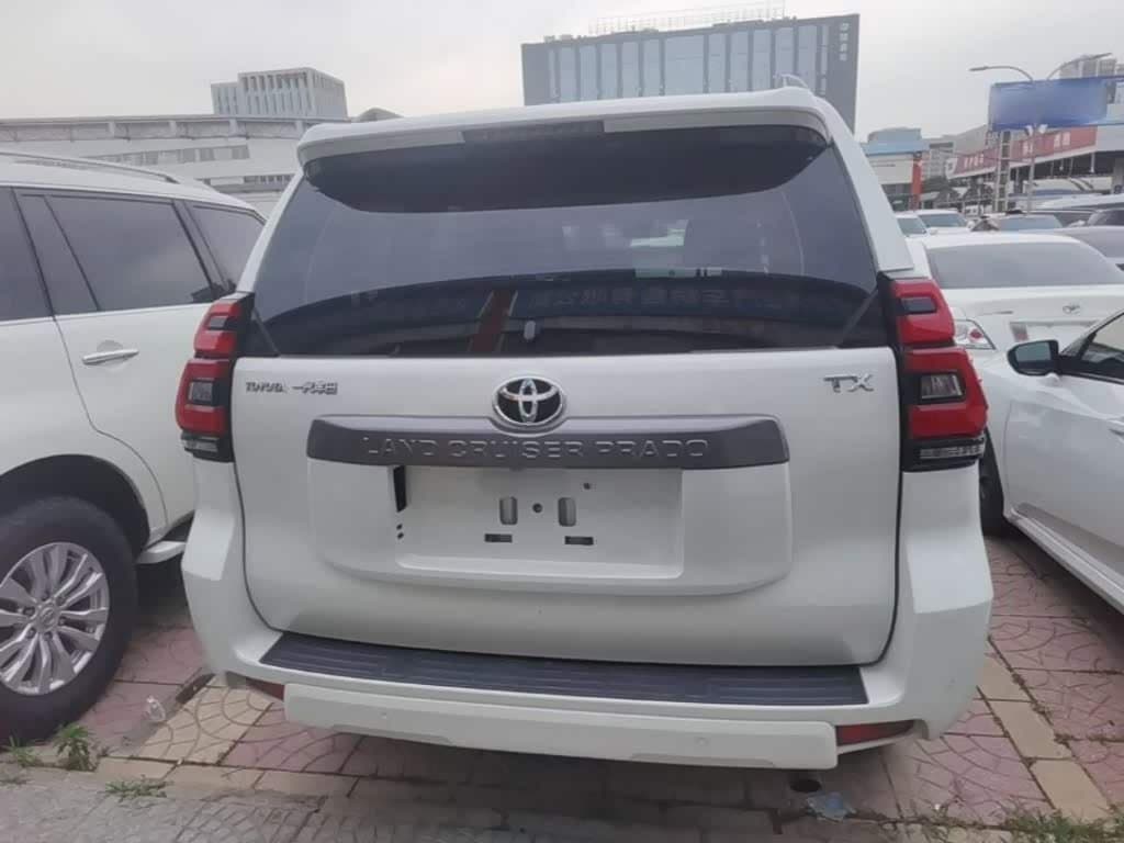 2019 Toyota Prado White, 45,500 km, China export – photo 6