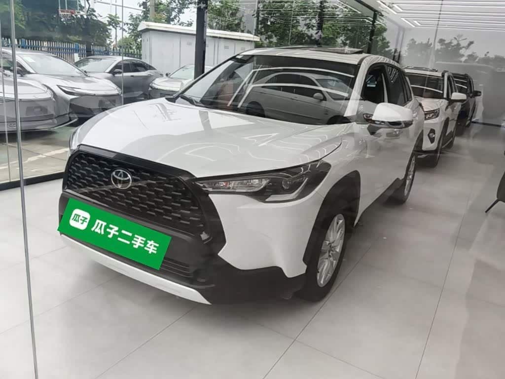 2023 Toyota Corolla Cross White, 48,500 km, China export – photo 1