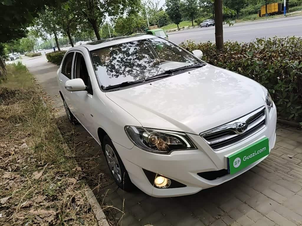 2012 Toyota Corolla White, 44,100 km, China export – photo 4