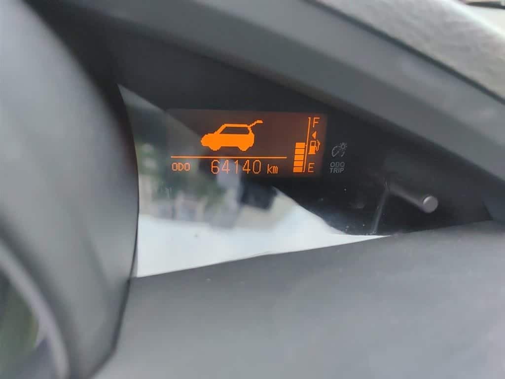 2013 Toyota E'Z Champagne, 64,100 km, China export – photo 5