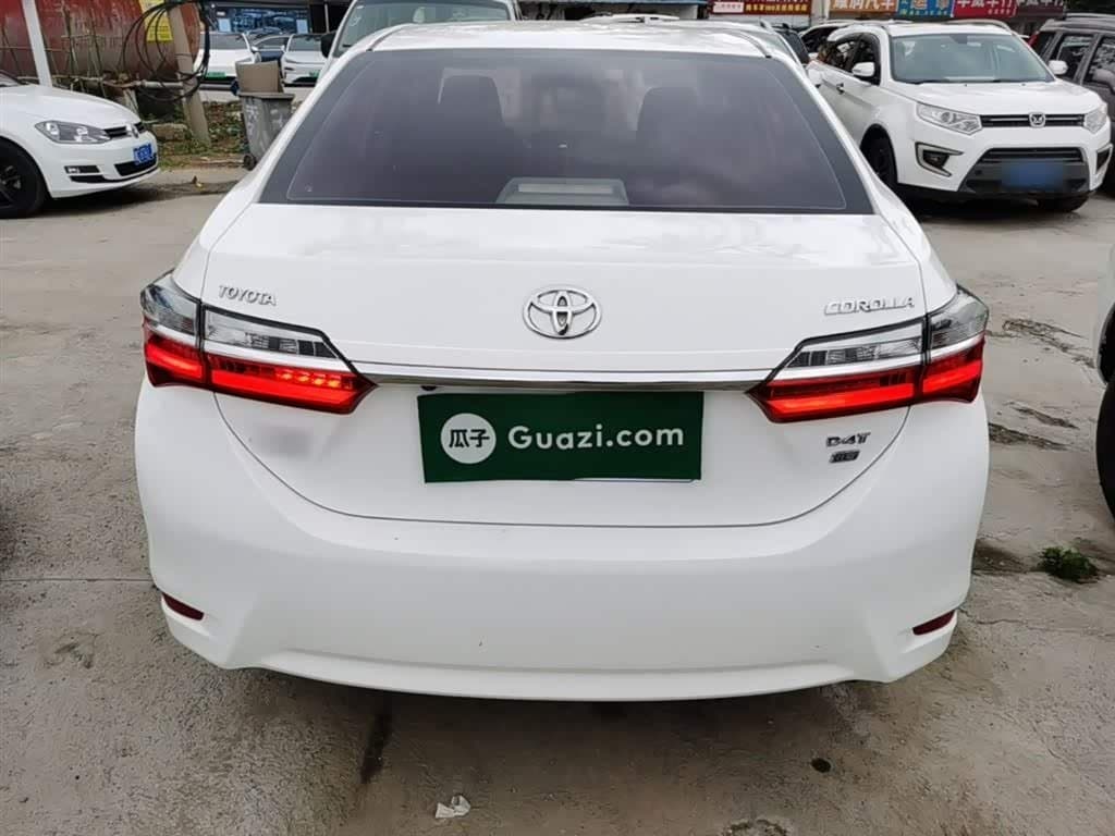 2017 Toyota Corolla White, 64,700 km, China export – photo 6