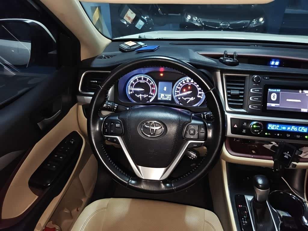 - Toyota Highlander White, 145,000 km, China export – photo 7