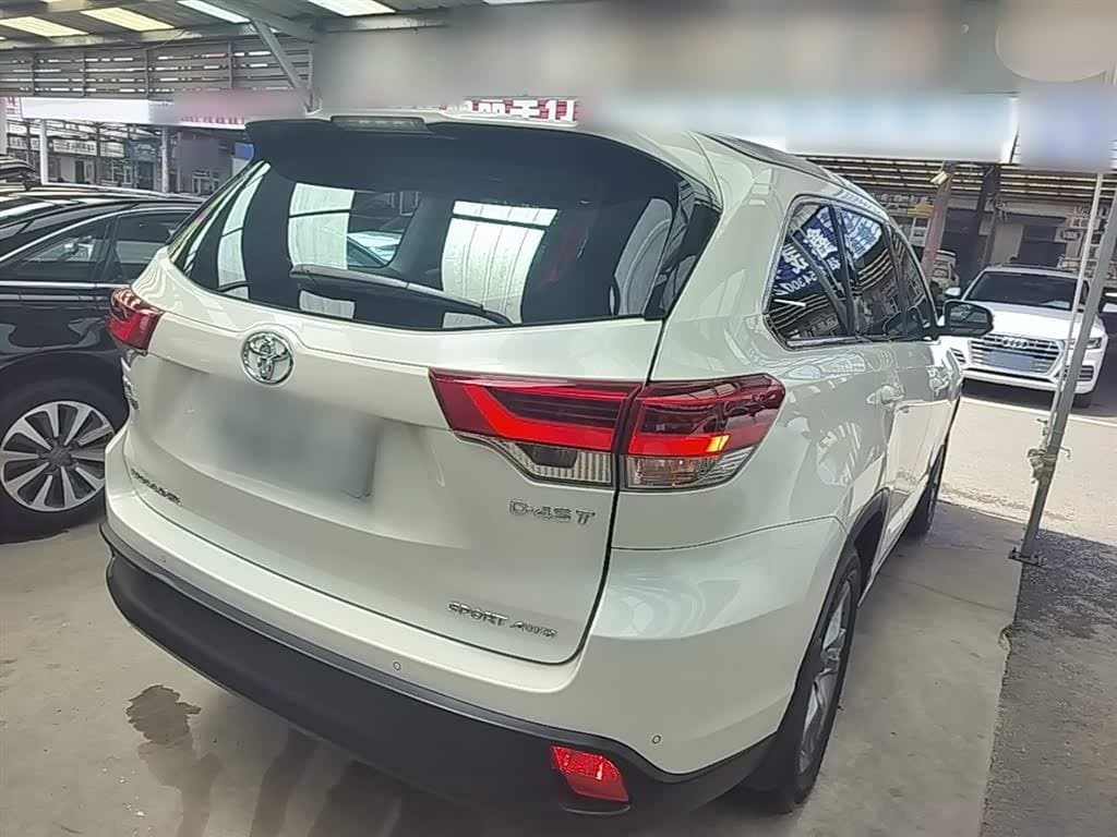 2018 Toyota Highlander White, 90,200 km, China export – photo 7