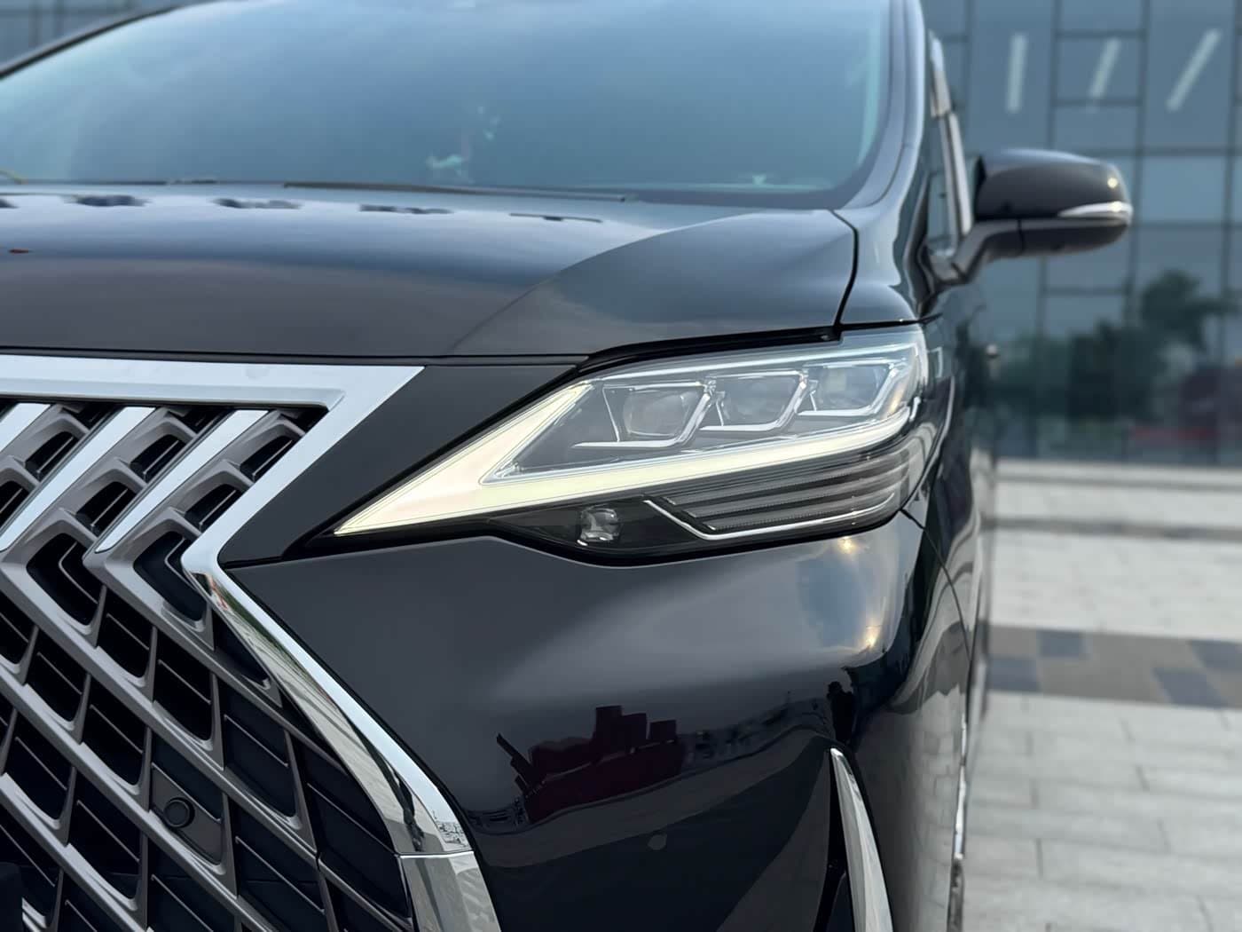2019 Toyota Vellfire Black, 61,000 km, China export – photo 5
