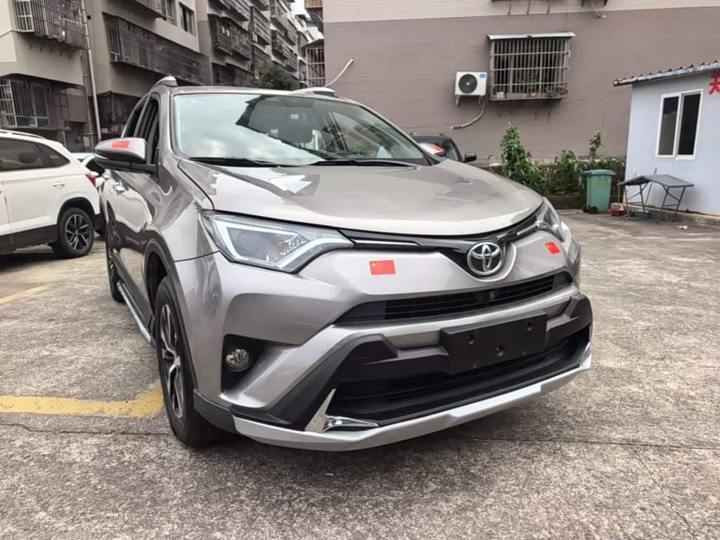 2016 Toyota RAV4 银灰色, 111,300 km, China export – photo 4
