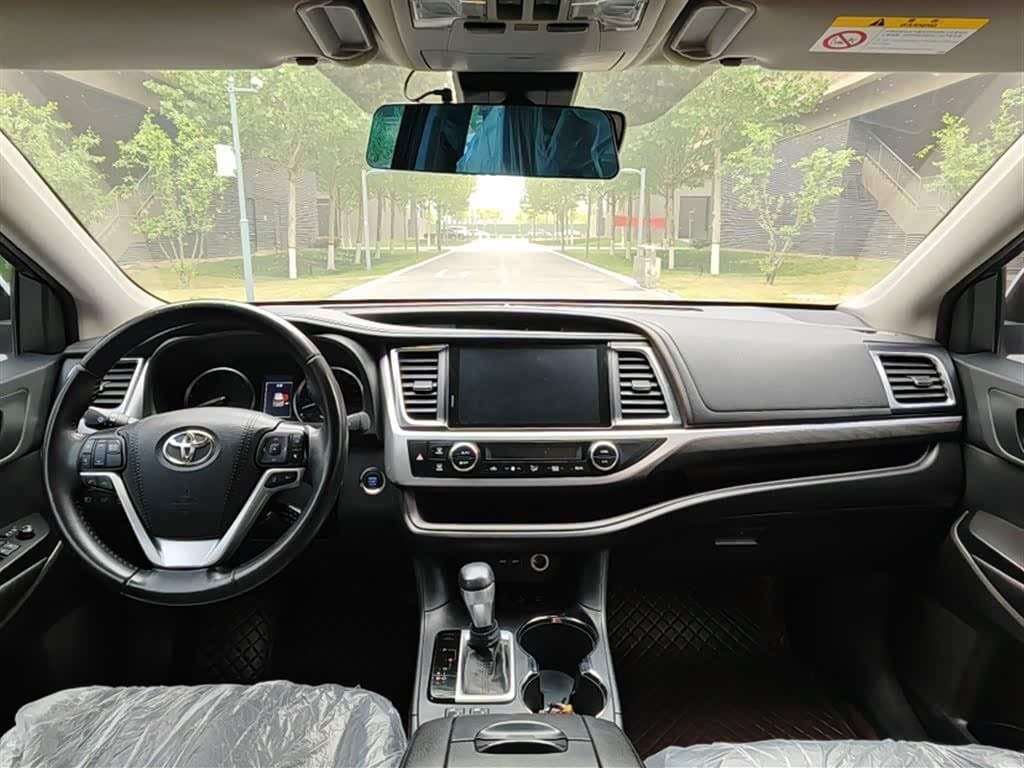 2021 Toyota Highlander White, 74,900 km, China export – photo 4