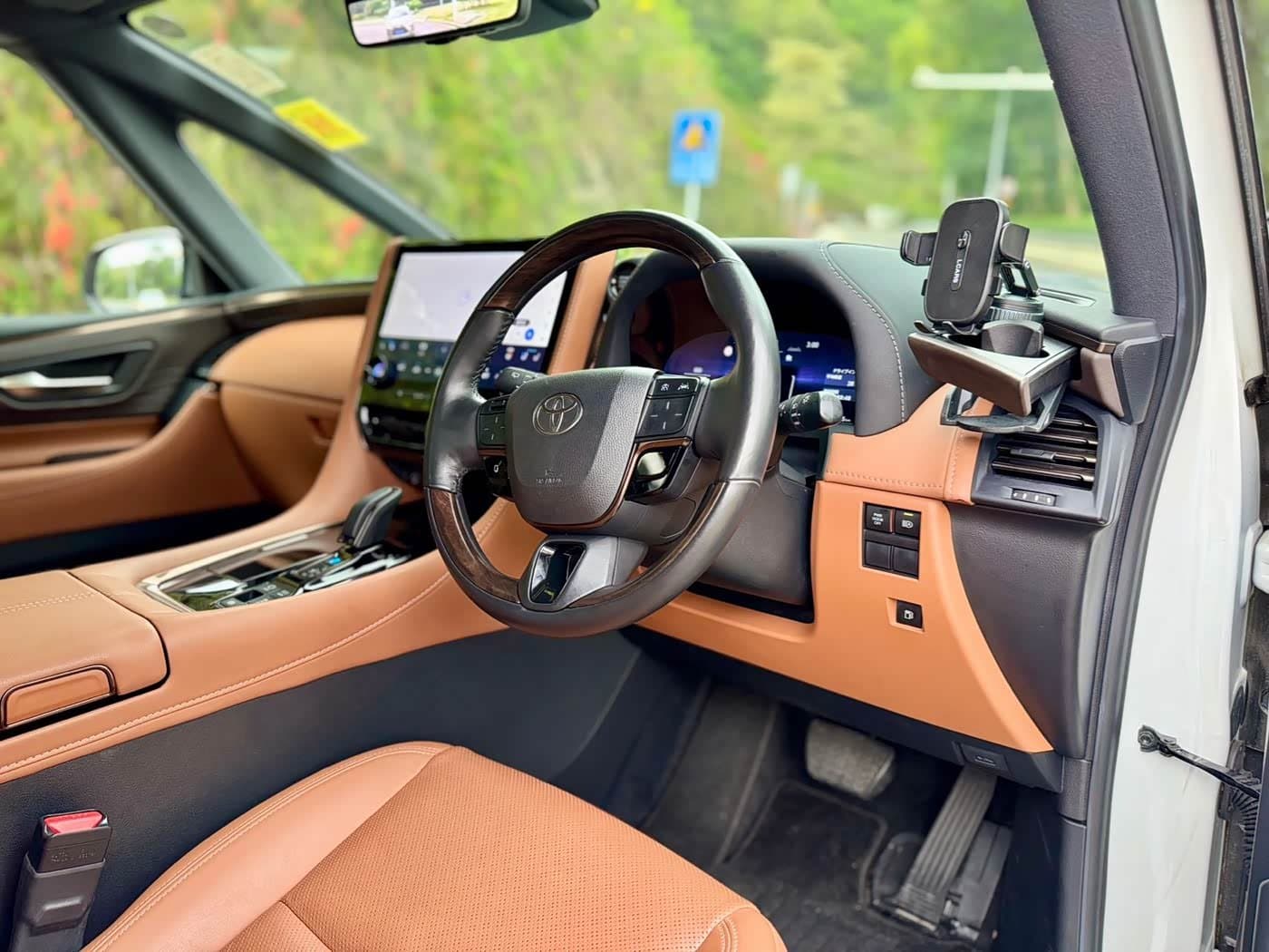 2022 Toyota Vellfire White, 8,000 km, China export – photo 5