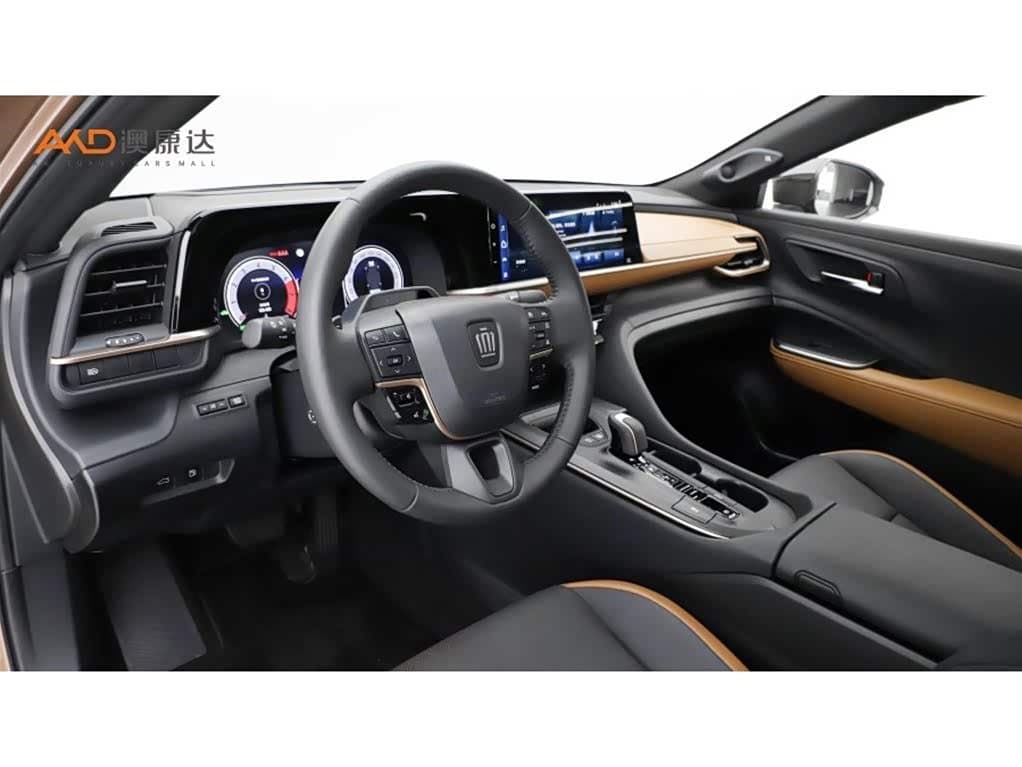 2017 Toyota Crown --, 8,000 km, China export – photo 6