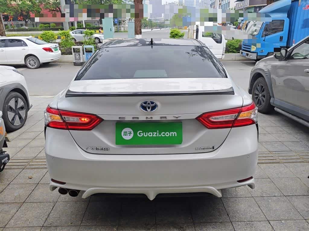 2021 Toyota Camry White, 67,000 km, China export – photo 6