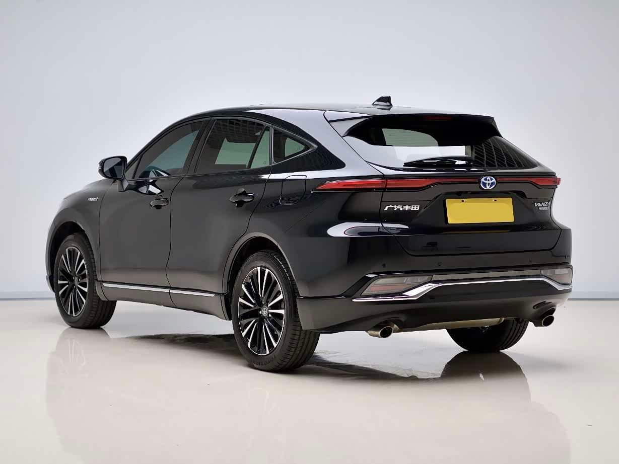 2023 Toyota Venza Black, 26,700 km, China export – photo 3