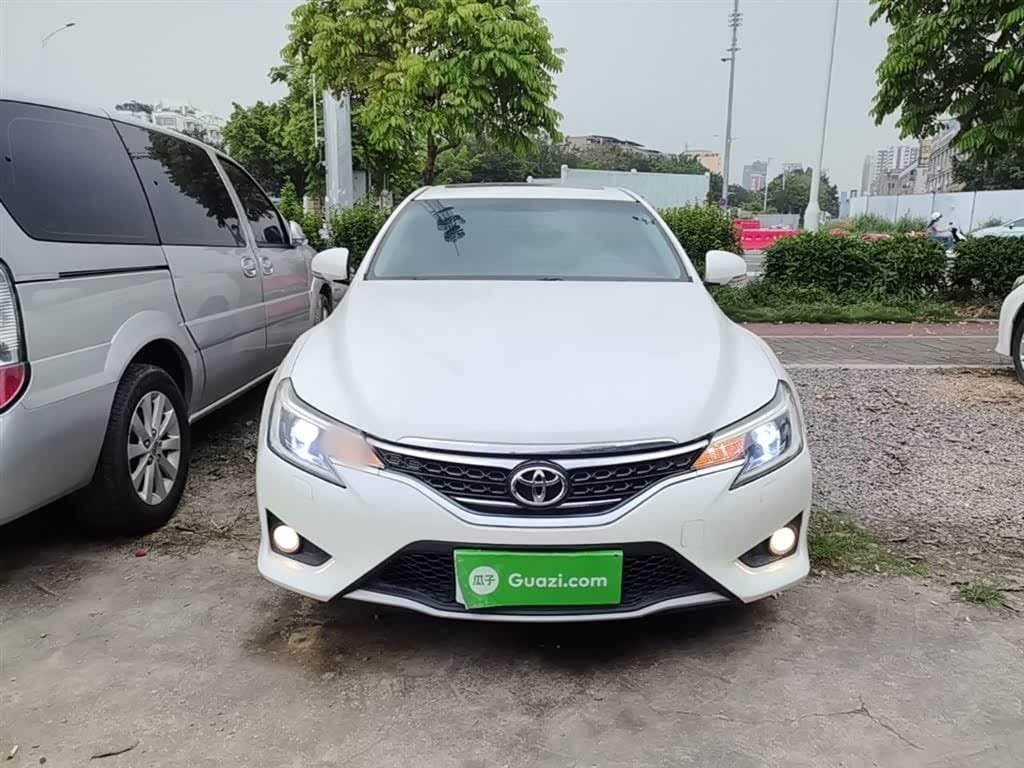 2013 Toyota Reiz White, 75,800 km, China export – photo 3