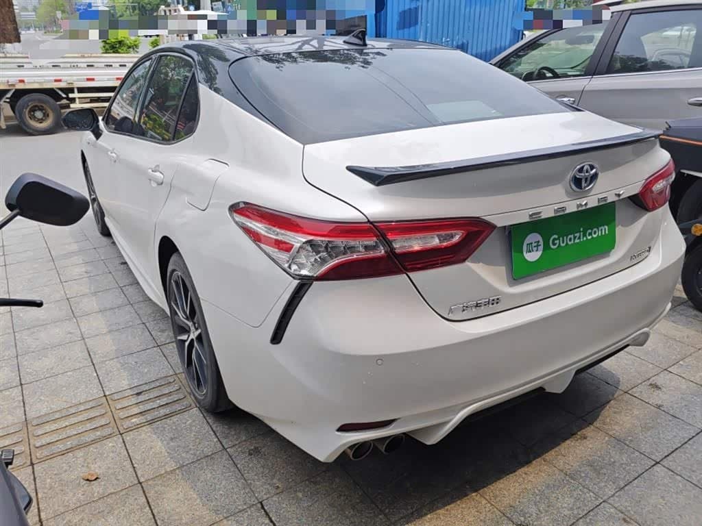 2021 Toyota Camry White, 67,000 km, China export – photo 5