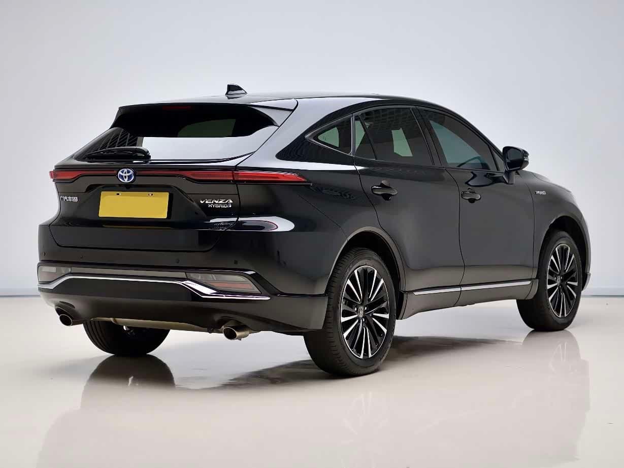 2023 Toyota Venza Black, 26,700 km, China export – photo 4