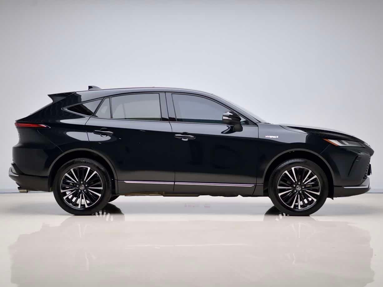 2023 Toyota Venza Black, 26,700 km, China export – photo 6