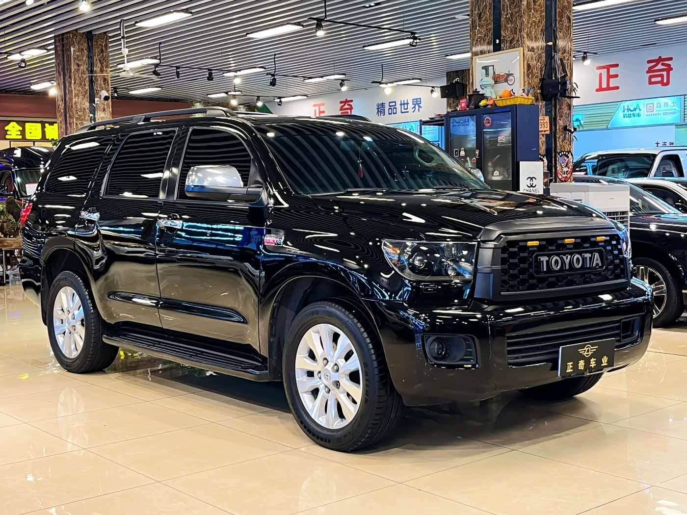 2010 Toyota Sequoia Black, 150,000 km, China export – photo 1