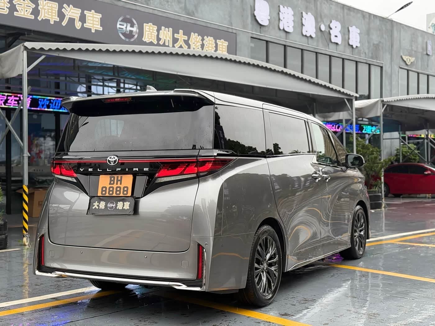 -- Toyota Vellfire 银灰色, 200 km, China export – photo 5