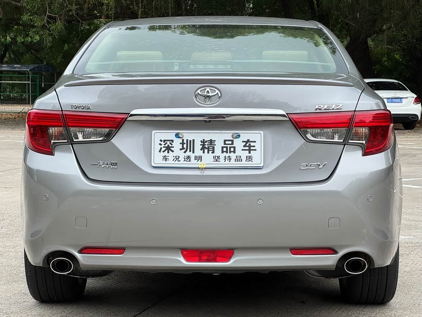 2013 Toyota Reiz 银灰色, 59,000 km, China export – photo 7