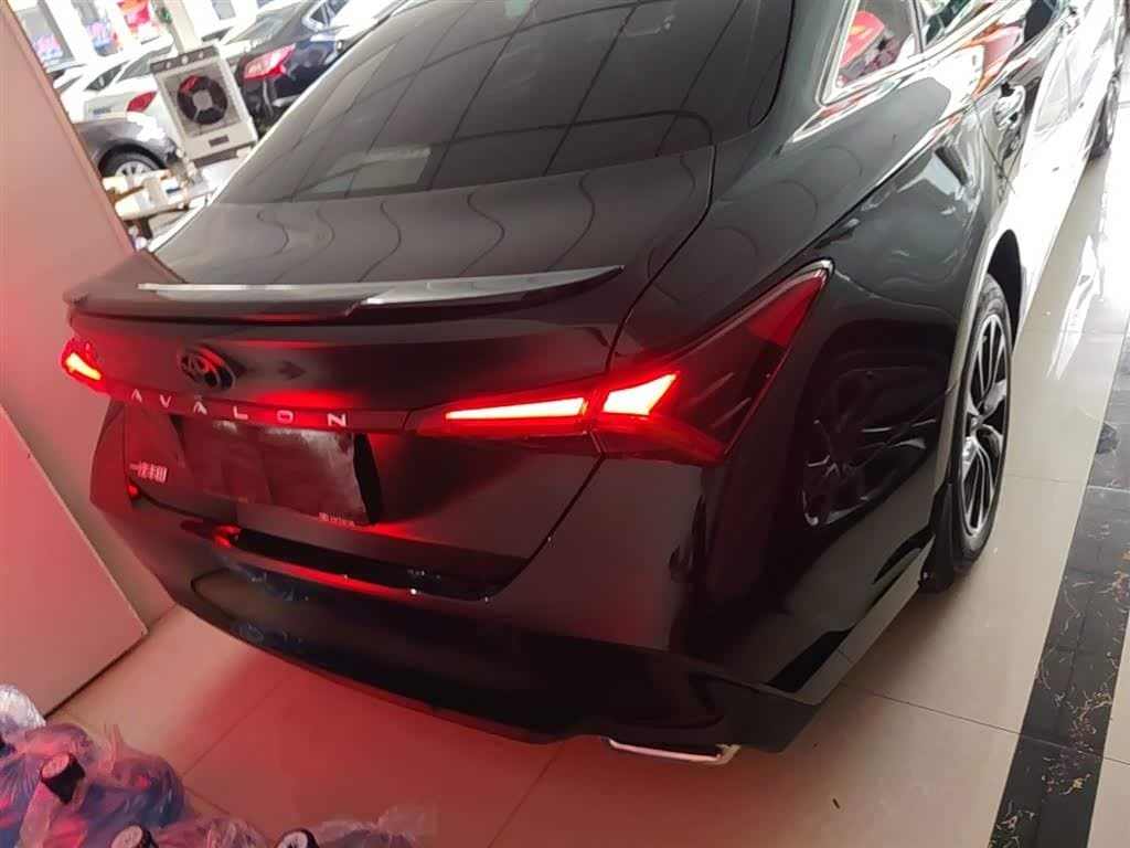 2022 Toyota Avalon Black, 95,600 km, China export – photo 6
