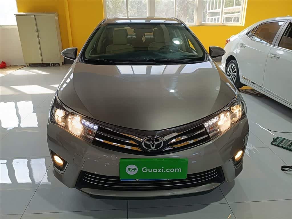 2014 Toyota Corolla 银灰色, 70,300 km, China export – photo 3