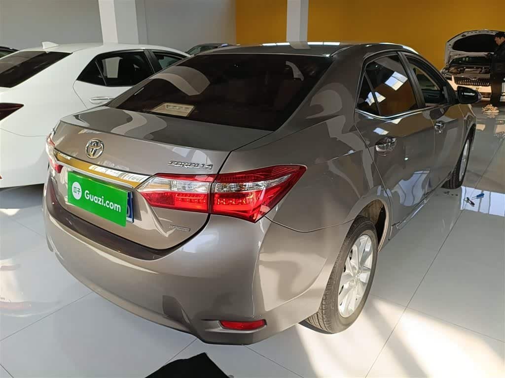 2014 Toyota Corolla 银灰色, 70,300 km, China export – photo 5