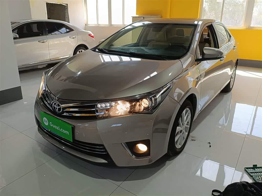 2014 Toyota Corolla 银灰色, 70,300 km, China export – photo 2
