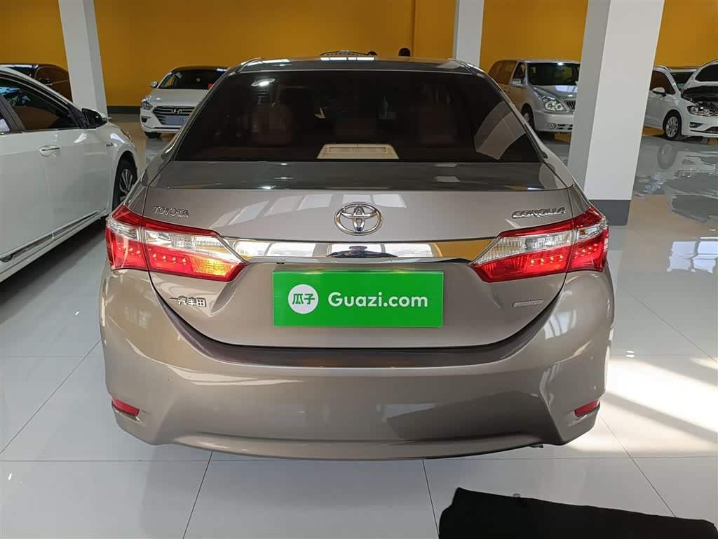 2014 Toyota Corolla 银灰色, 70,300 km, China export – photo 4