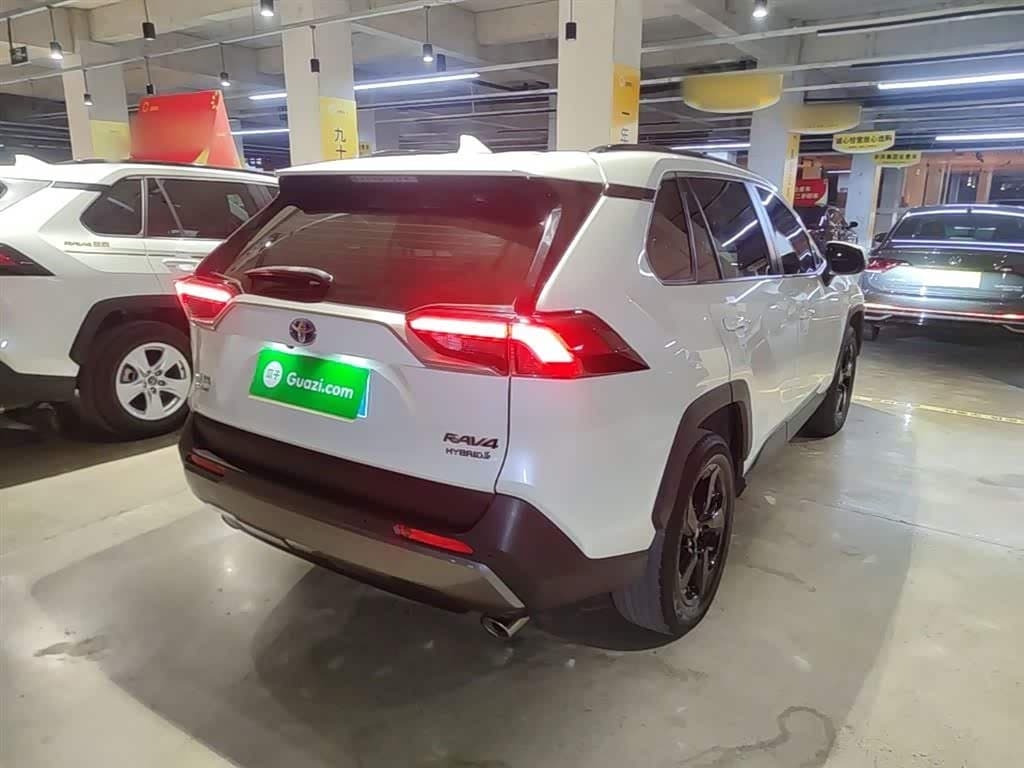 2019 Toyota RAV4 White, 37,000 km, China export – photo 7