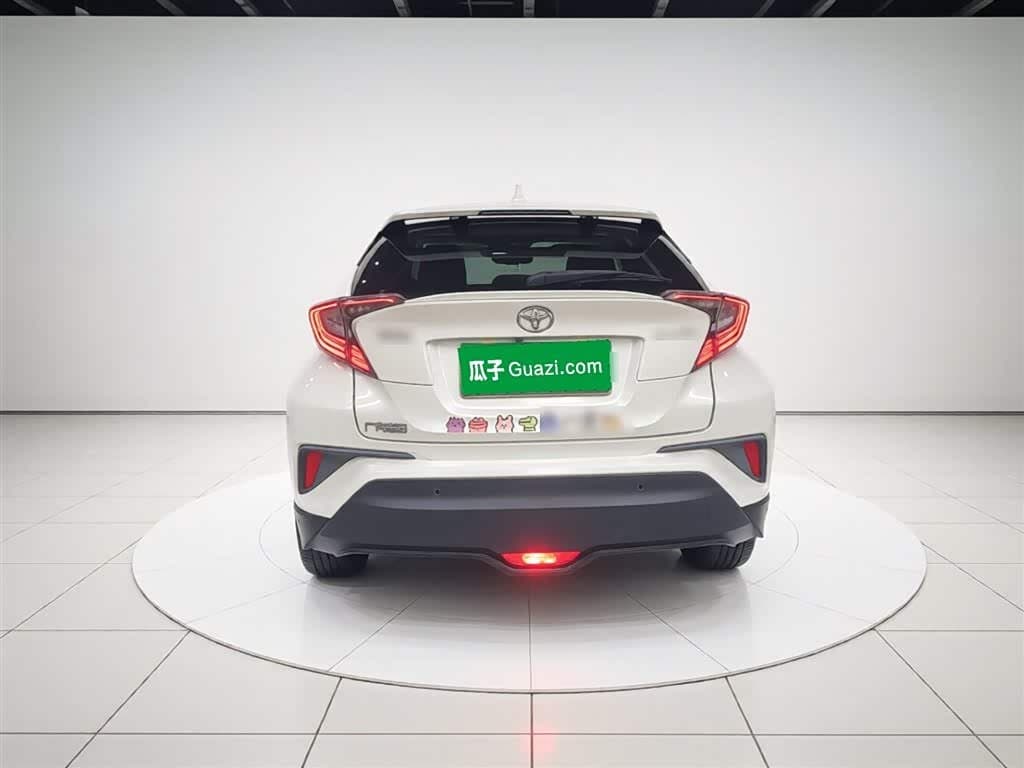 2018 Toyota C-HR White, 56,400 km, China export – photo 4