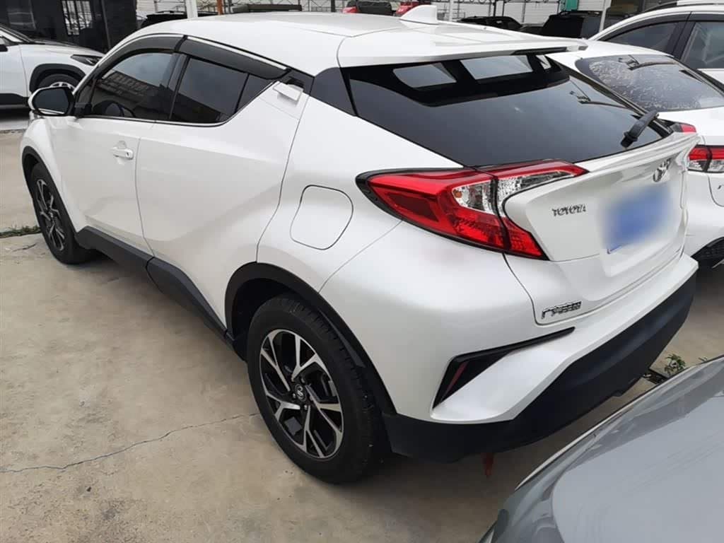 2018 Toyota C-HR White, 67,800 km, China export – photo 5
