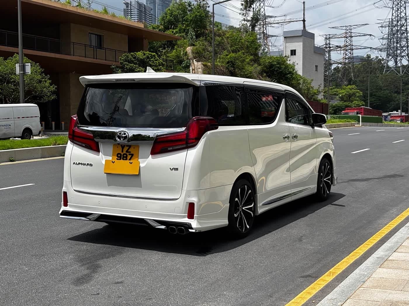 2018 Toyota Alphard White, 40,000 km, China export – photo 7