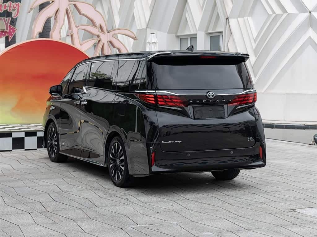 2023 Toyota Alphard Black, 68,000 km, China export – photo 6