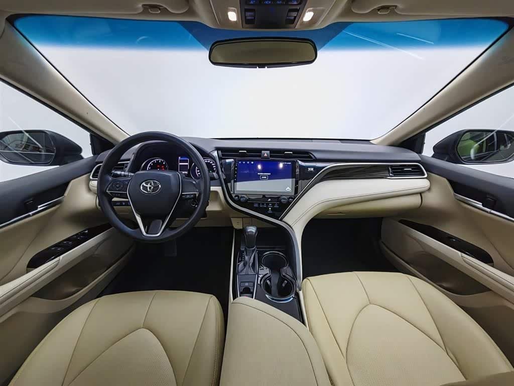 2017 Toyota Camry Black, 70,200 km, China export – photo 5