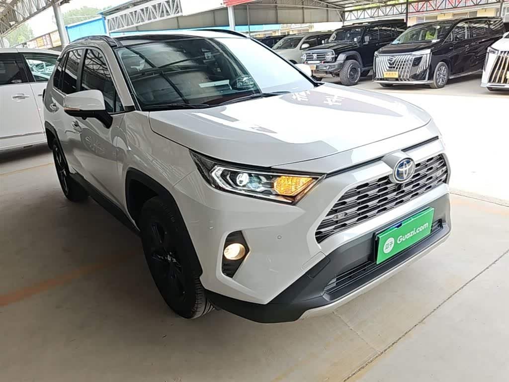 2022 Toyota RAV4 White, 50,500 km, China export – photo 4