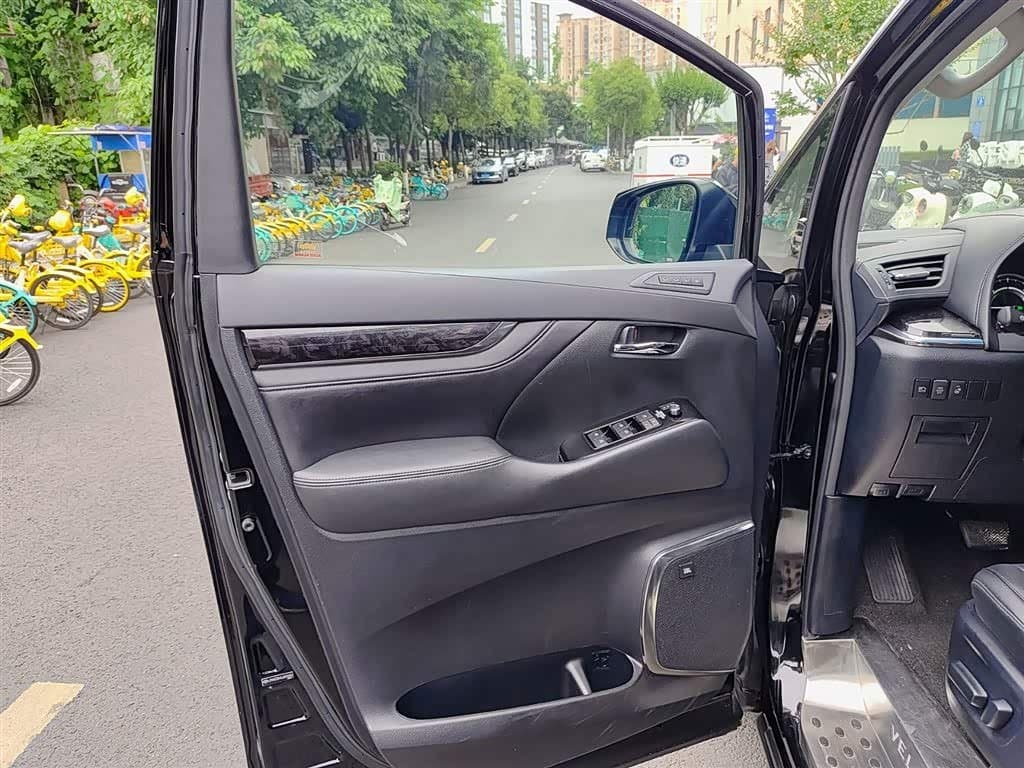 2020 Toyota Vellfire Black, 181,000 km, China export – photo 6