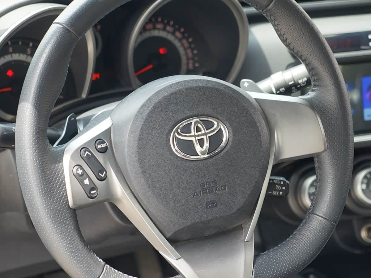 2010 Toyota Zelos Champagne, 46,000 km, China export – photo 3
