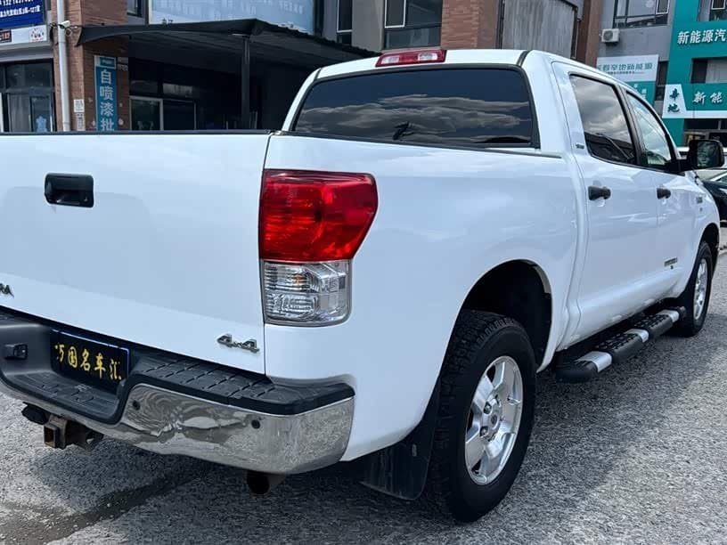 2011 Toyota Tundra White, 140,000 km, China export – photo 5