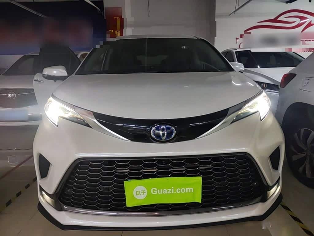 2023 Toyota Granvia White, 66,100 km, China export – photo 3