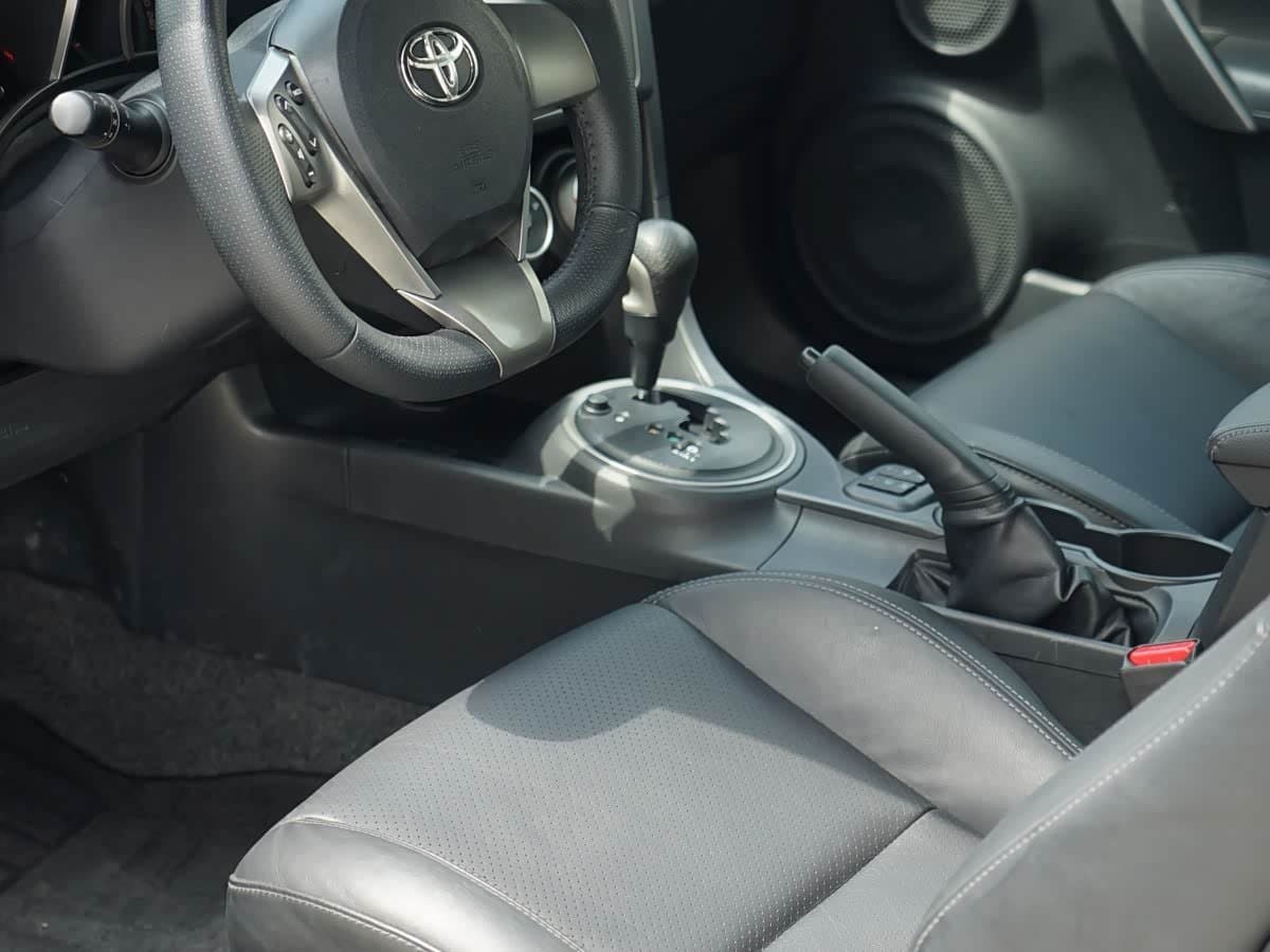 2010 Toyota Zelos Champagne, 46,000 km, China export – photo 5