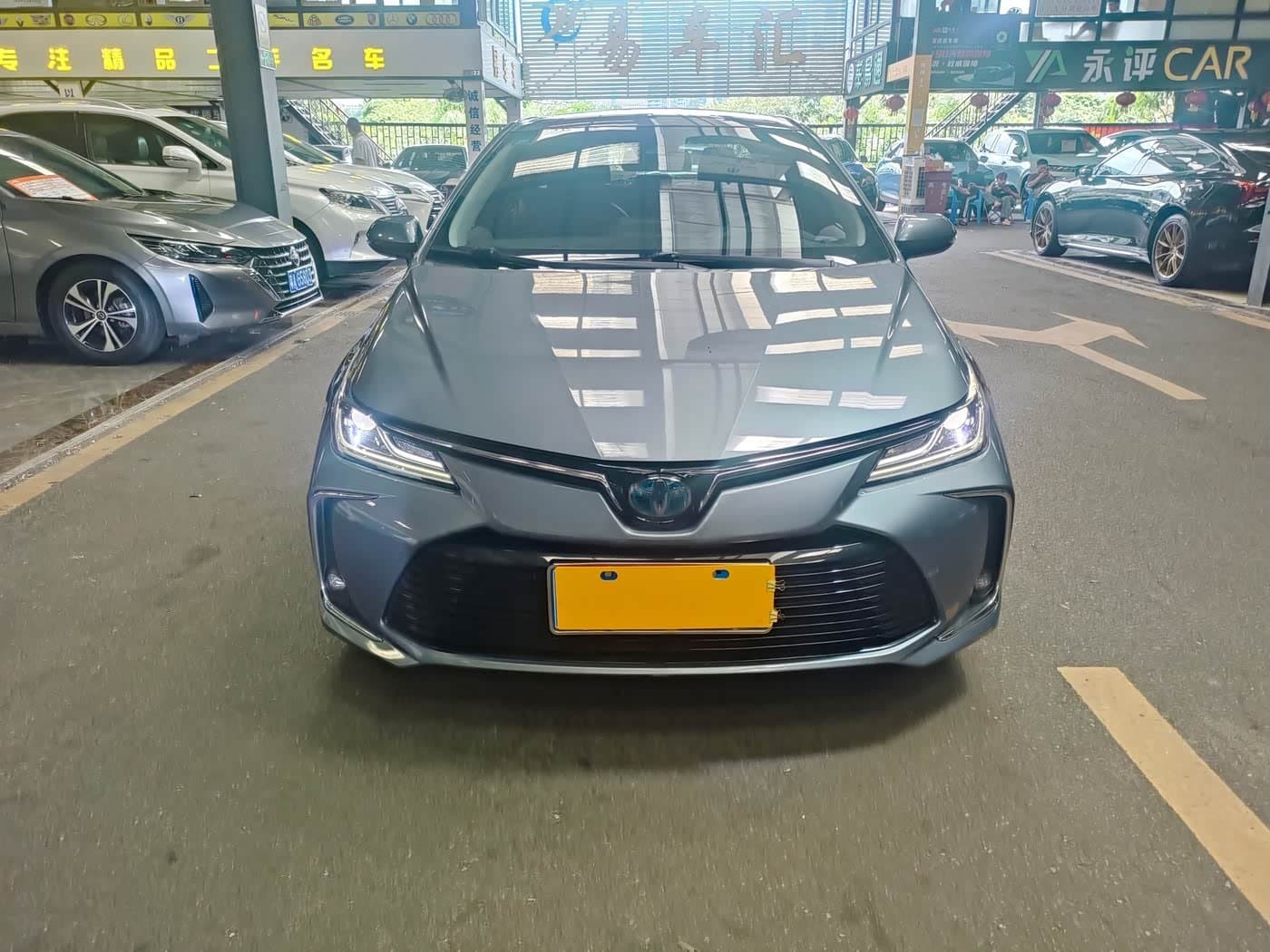 2020 Toyota Corolla 银灰色, 39,000 km, China export – photo 3
