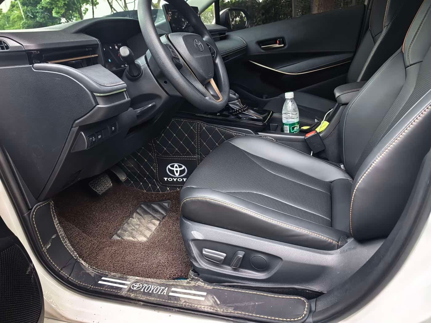 2025 Toyota Corolla White, 48,000 km, China export – photo 4
