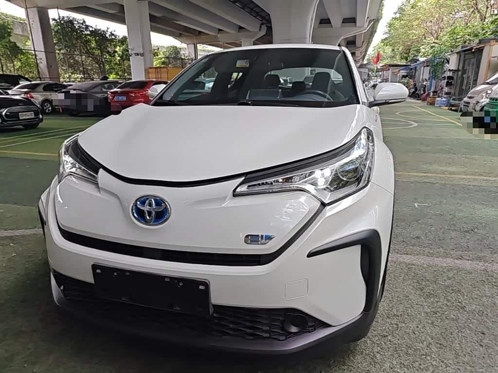 2020 Toyota C-HR EV White, 96,800 km, China export – photo 3