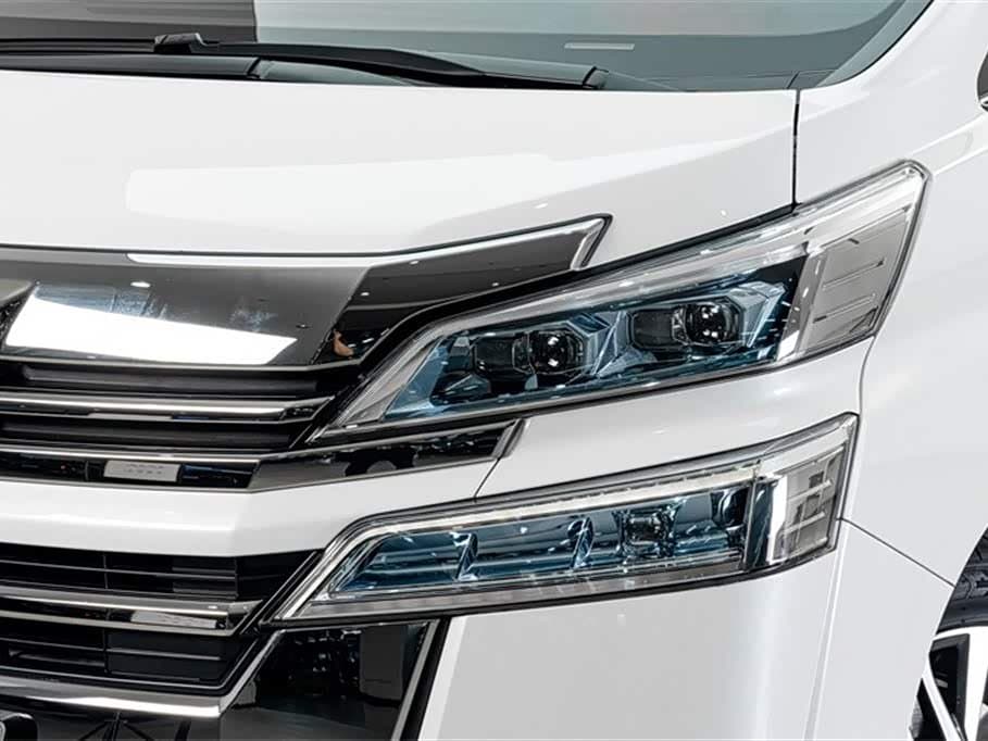 2019 Toyota Vellfire White, 35,800 km, China export – photo 4
