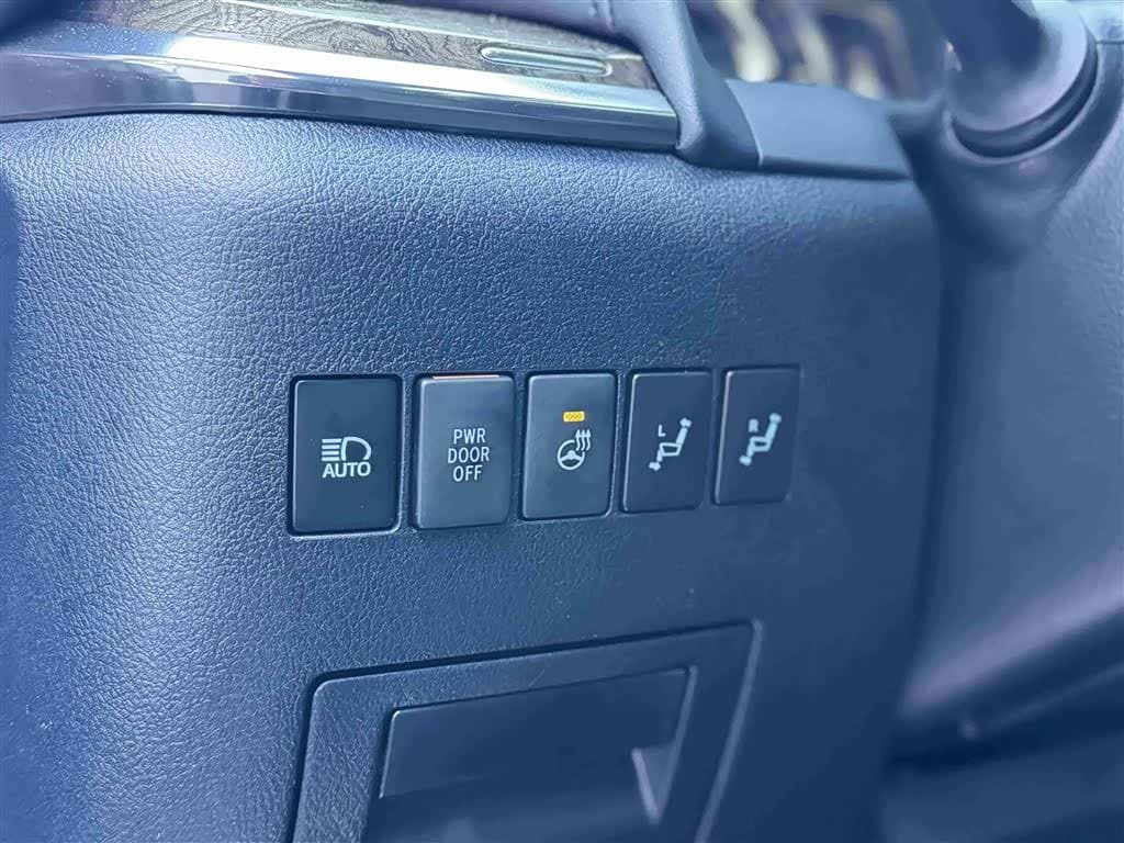 2021 Toyota Alphard Black, 72,300 km, China export – photo 6