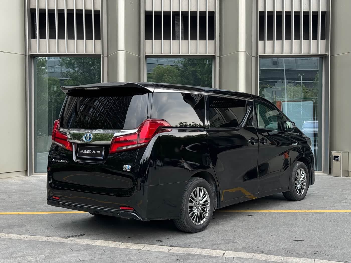 2019 Toyota Alphard Black, 141,000 km, China export – photo 3