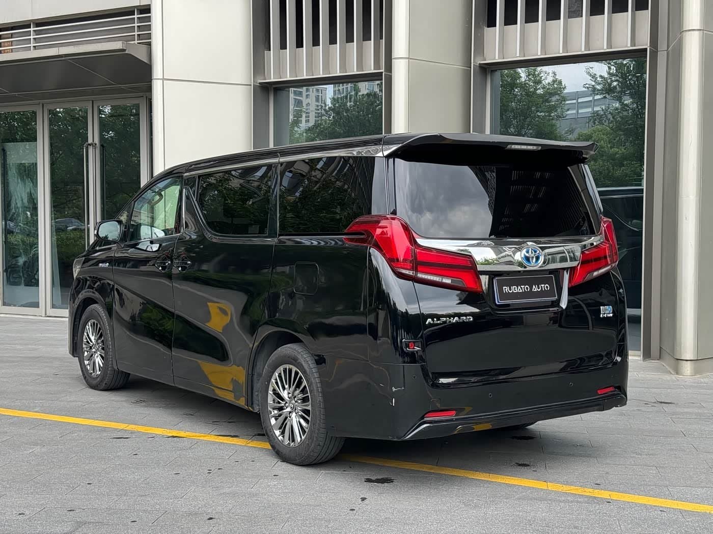 2019 Toyota Alphard Black, 141,000 km, China export – photo 4