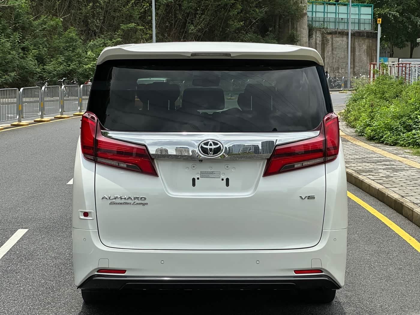2018 Toyota Alphard White, 75,000 km, China export – photo 6