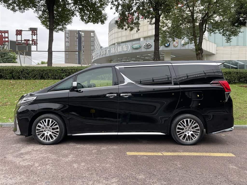 2017 Toyota Alphard Black, 25,000 km, China export – photo 3